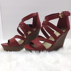 Red Guess Wedges ..!!